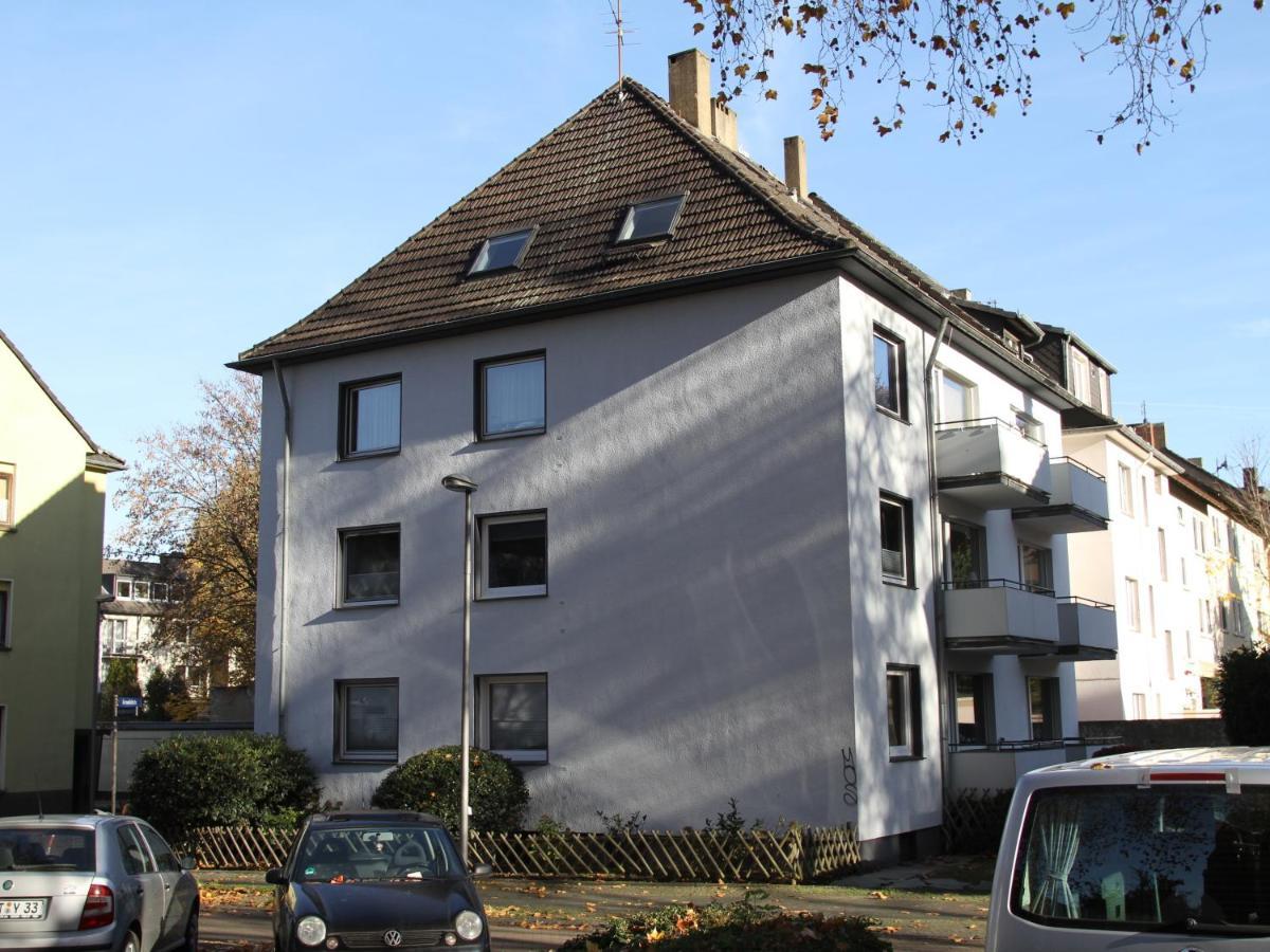 Apartmenthaus In Der Arnoldstrasse * Bochum